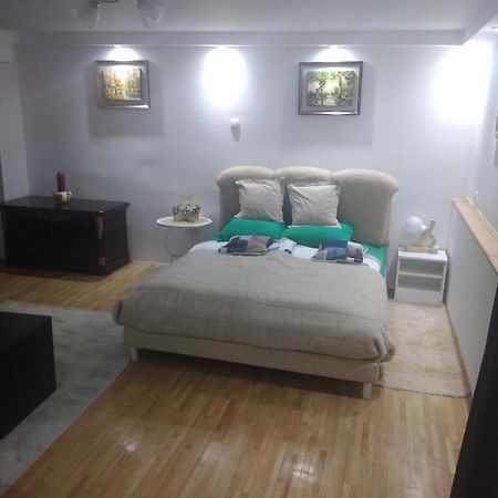 Goksi Apartment 수보티차 외부 사진